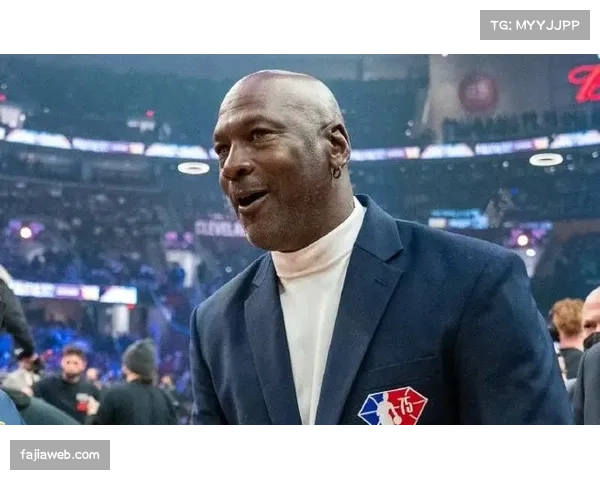 消息：乔丹出售黄蜂队多数股权后，新老板计划投入3亿美元升级训练设施